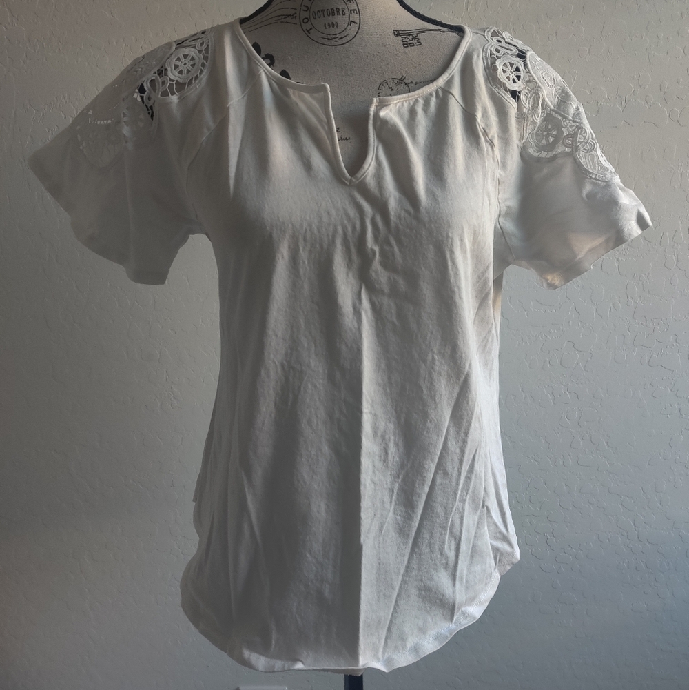 Soho White Crochet Lace Shoulder 100% Cotton Short Sleeve Top_Medium